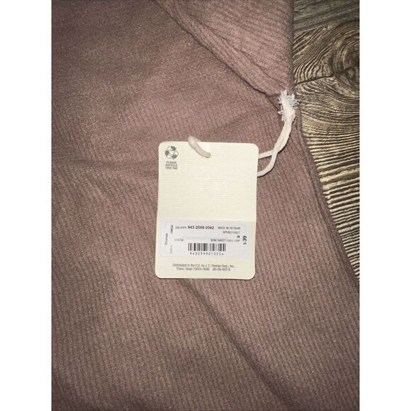 a.n.a Womens Semi Sweet Choc Chip V-Neck Lightweight Top Size 3X. NWT. 10 - Picture 7 of 8